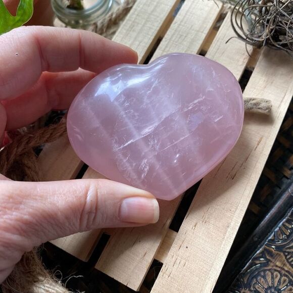 Rose Quarts Heart Chakra Large Rose Heart Stone - Picture 4 of 8